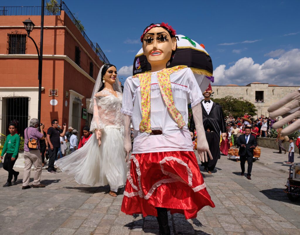how to pronounce oaxaca